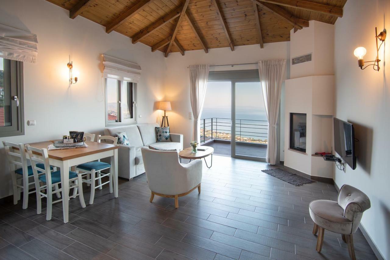 Bay View Guesthouses Kalamata Exterior foto